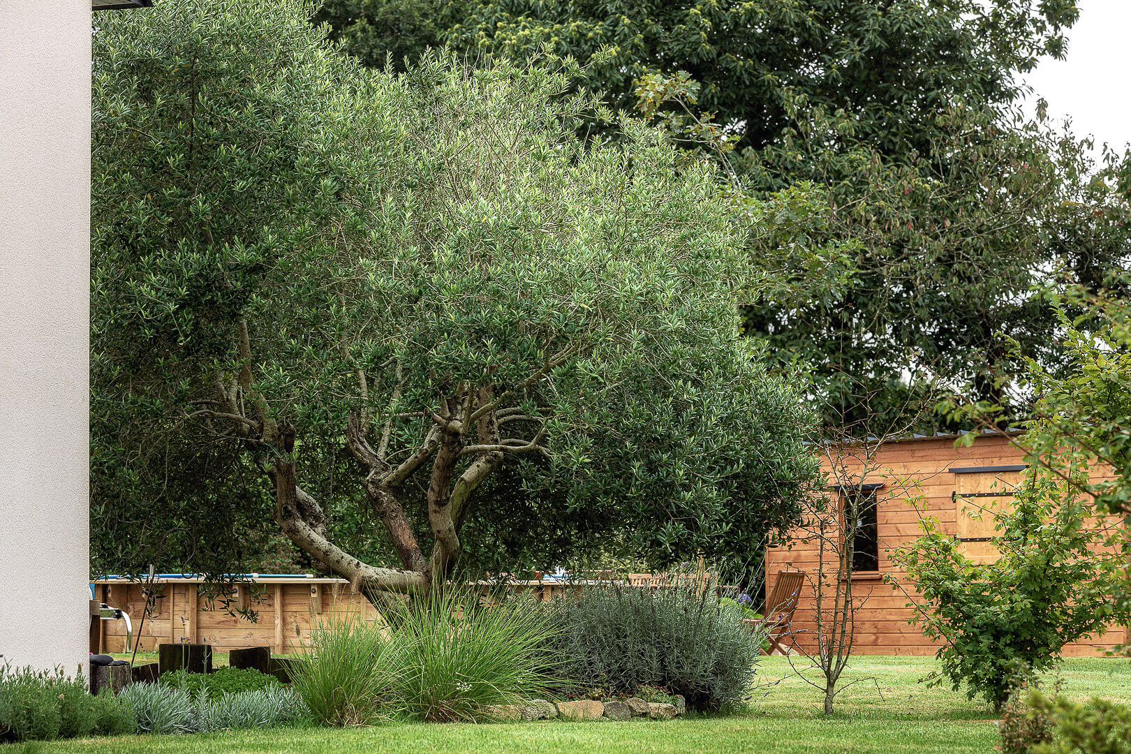 Bonnet Paysagiste, paysagiste à Vannes et sa région. Création d'abri de jardin